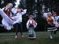 Children in folklore costumes